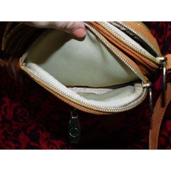 Valentina Genuine Italian Leather Purse - Picture 10 of 10